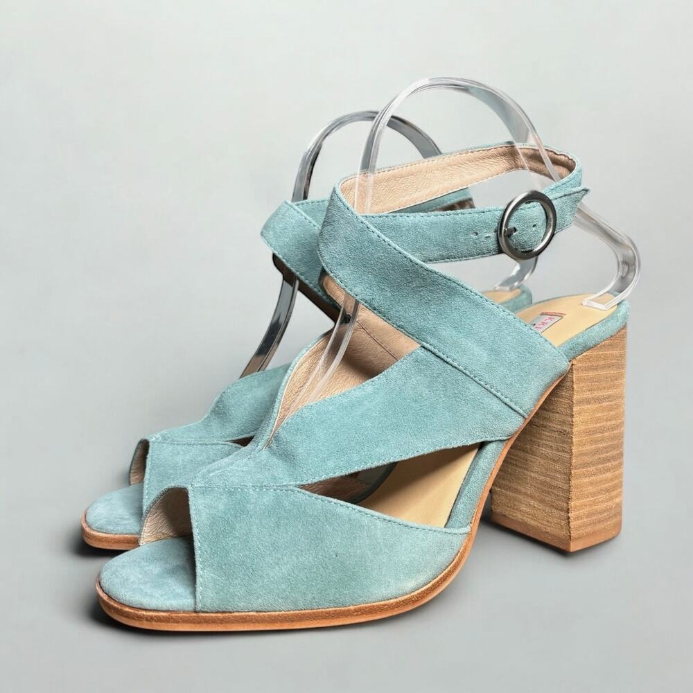 Kristin Cavallari by Chinese Laundry Lara Crisscross Heeled Sandal in Jade Suede